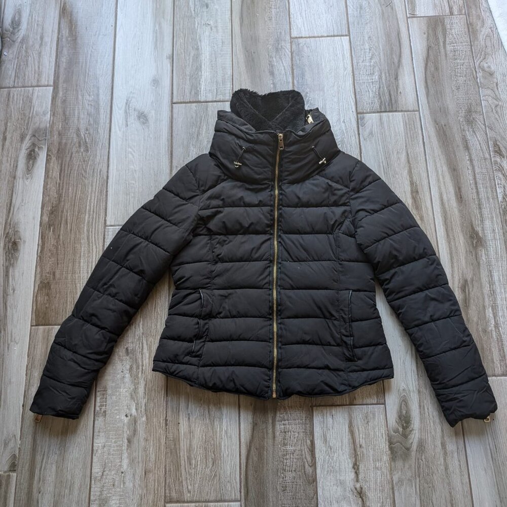 Zara Basic Black Puffer Jacket Faux Fur Lined Hood Women’s L Warm Winter Coat